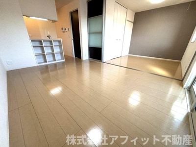 【居間・リビング】 | オッツ多治米 | LDK11.3帖