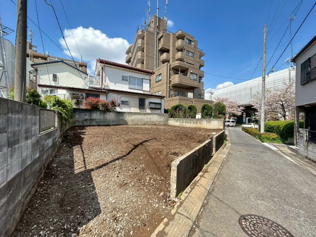 練馬区大泉学園町１丁目　土地　西武池袋線　大泉学園の前面道路含む現地写真