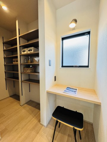 THE SHONAN COURT — 東海岸南の私邸の収納