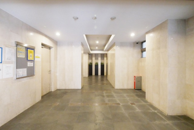 ゼニスレジデンス難波南のエントランス