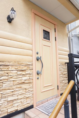 中古戸建　大東市北条３丁目（平成17年築）の玄関