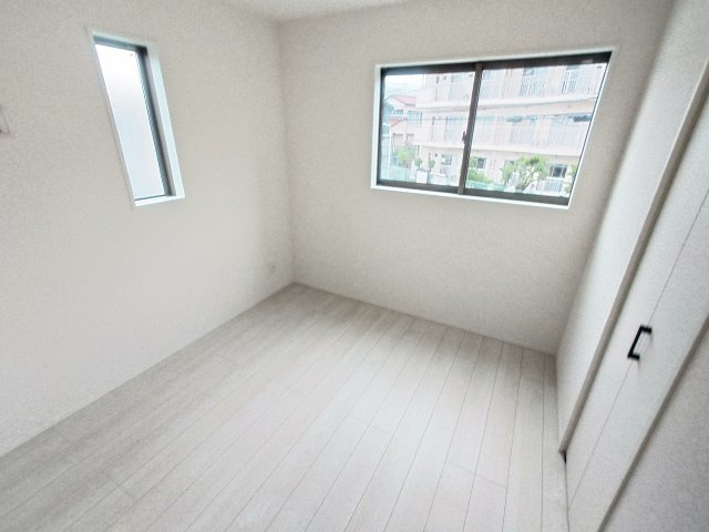 【洋室】 | 伊勢原市田中　全２棟　新築住宅