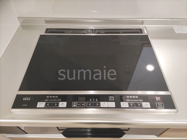 クレディ西小岩のキッチン|IH3口☆