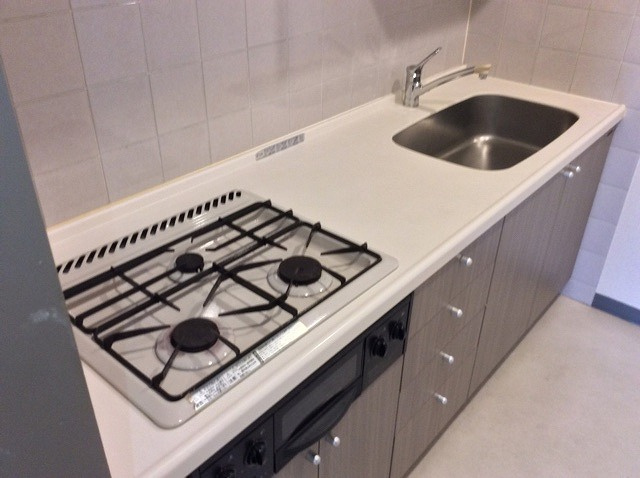 ロイヤルステージ本千葉のキッチン