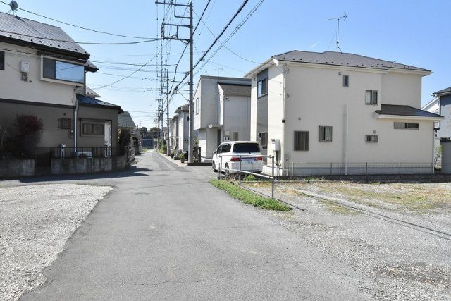 【前面道路含む現地写真】 | 北本市緑４丁目　売地（専任）