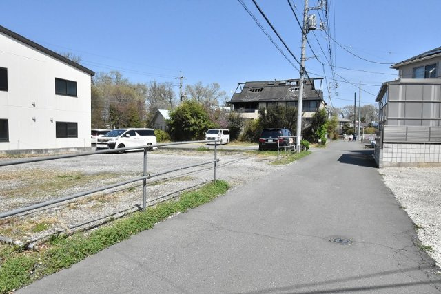 【前面道路含む現地写真】 | 北本市緑４丁目　売地（専任）