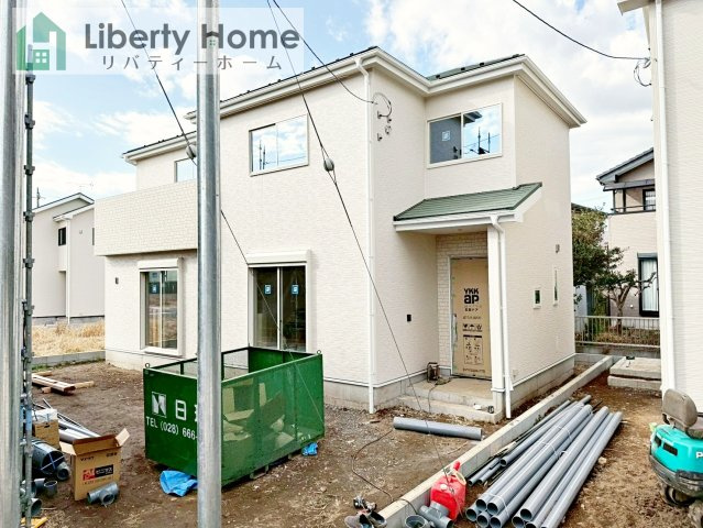 古河市諸川23-P1　新築戸建　8号棟の外観|ご予約をいただければ、『平日の空いた時間』『周辺物件まとめて見たい』『1件だけ見たい』ももちろん可能です♪
お気軽にお問合せください♪