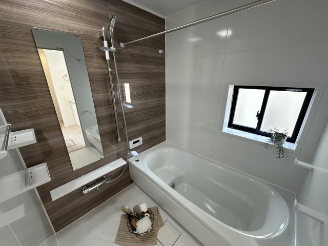 明石市大道町１丁目新築戸建の浴室