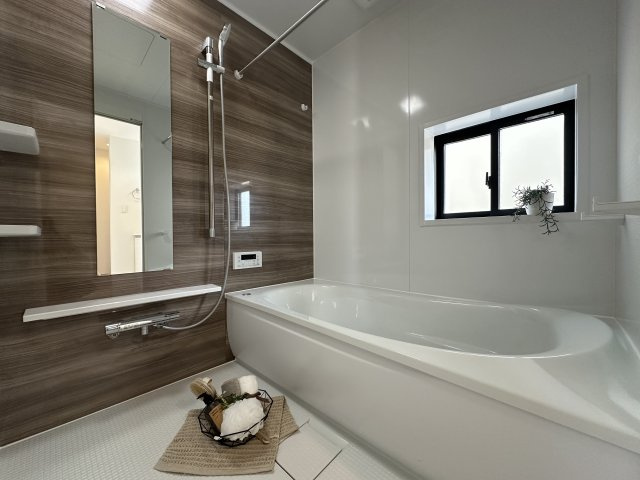 明石市大道町１丁目新築戸建の浴室