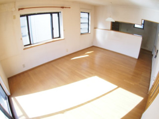 【居間・リビング】 | 杉戸町杉戸　中古戸建て