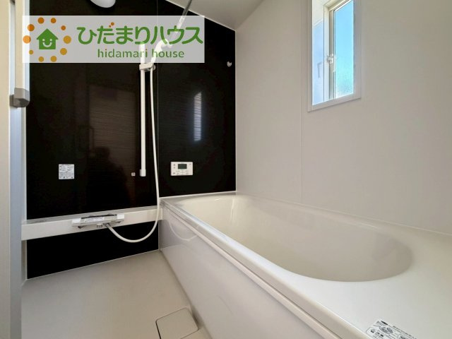 【浴室】 | つくば市台町第3　新築戸建　2号棟 | 大人が足を伸ばしても十分な広さ！一人でゆっくりくつろぐ時間も大切です！