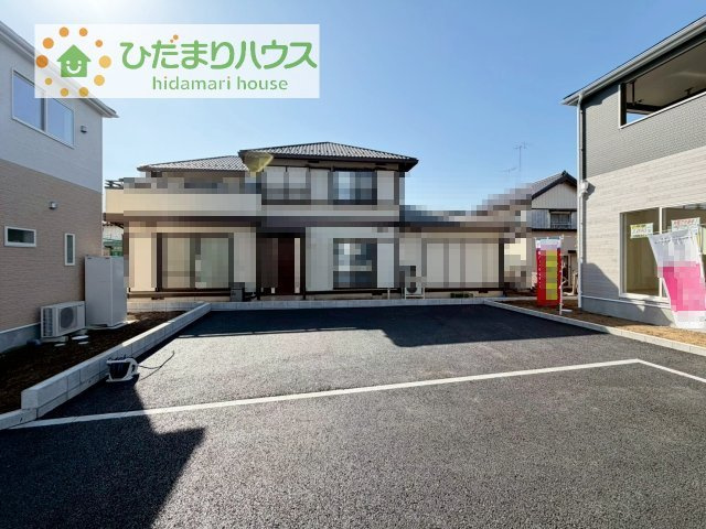 【駐車場】 | つくば市台町第3　新築戸建　2号棟 | ゆったりとしたカースペースで、ファミリーカーや軽自動車もラクラク駐車出来ますね♪