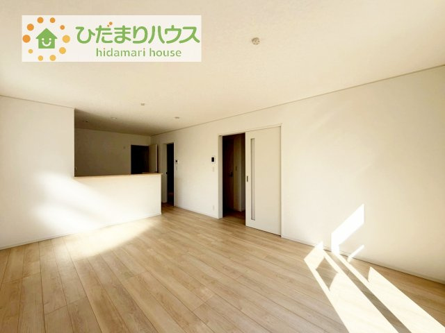 【居間・リビング】 | つくば市台町第3　新築戸建　2号棟 | 早くお仕事終わらせて、家に帰りたくなるようなリビングです(^^♪