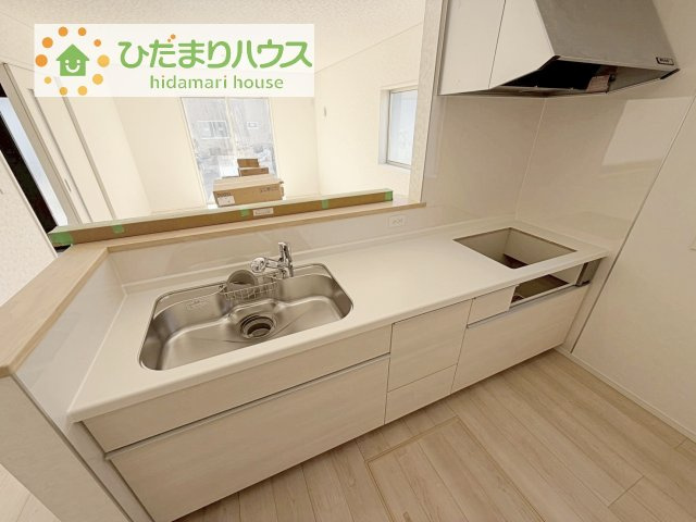 【キッチン】 | つくば市台町第3　新築戸建　2号棟 | 料理をしながらでも、ご家族との会話を楽しめる対面式キッチン♪