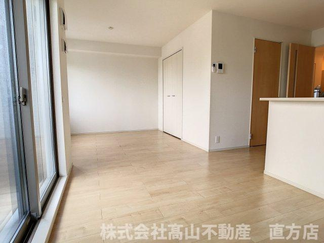 リオ・グランデ直方２番館の居間・リビング