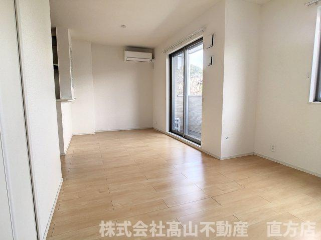 リオ・グランデ直方２番館の居間・リビング