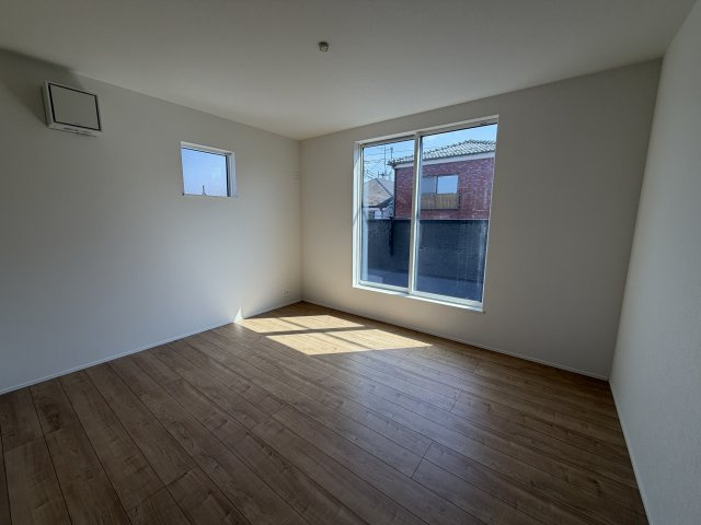 新座市片山3丁目の洋室|全部で3部屋のきれいな洋室です