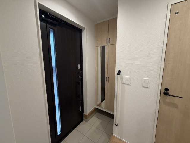 新座市片山3丁目の玄関|今日も元気に行ってきまーす！