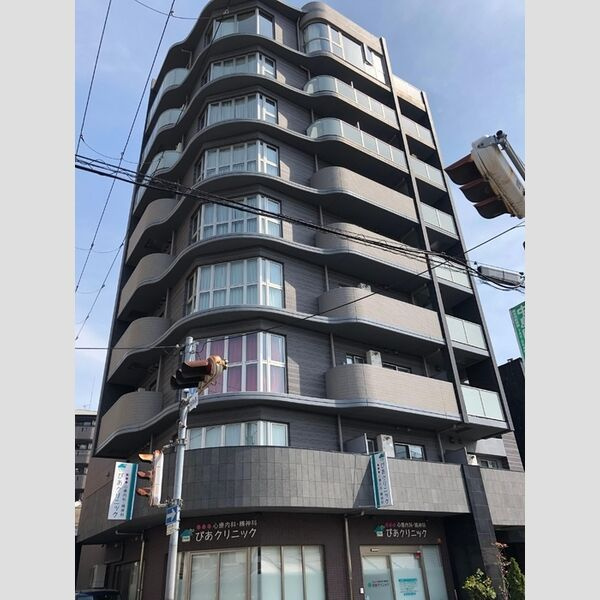 プレミアム菱屋西の外観
