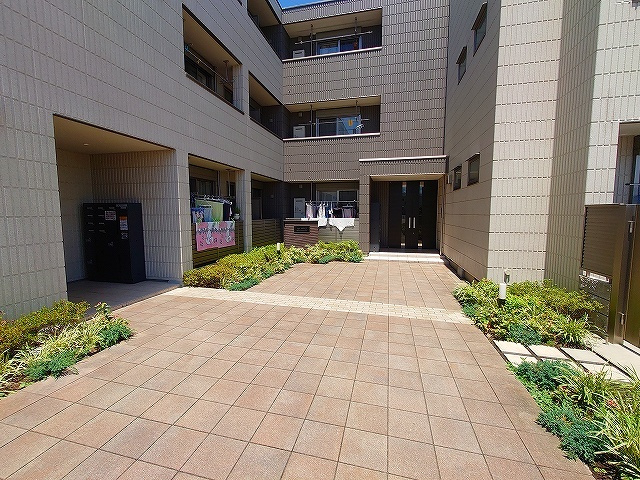 Ｍａｘ　Ｍｏｌｌｙ　Dのエントランス|★エントランス★