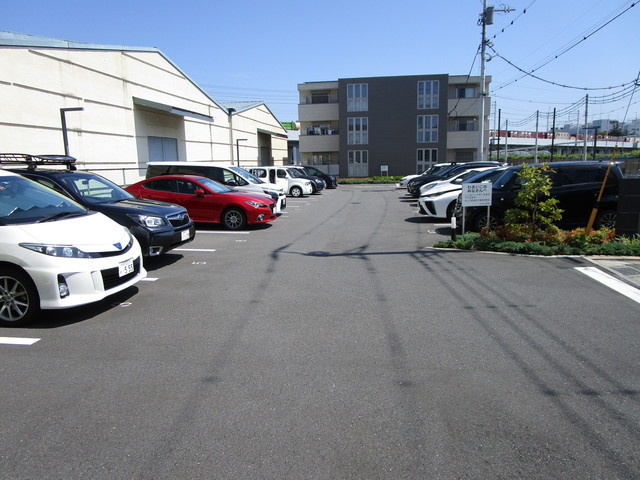 Ｍａｘ　Ｍｏｌｌｙ　Dの駐車場|★敷地内駐車場★