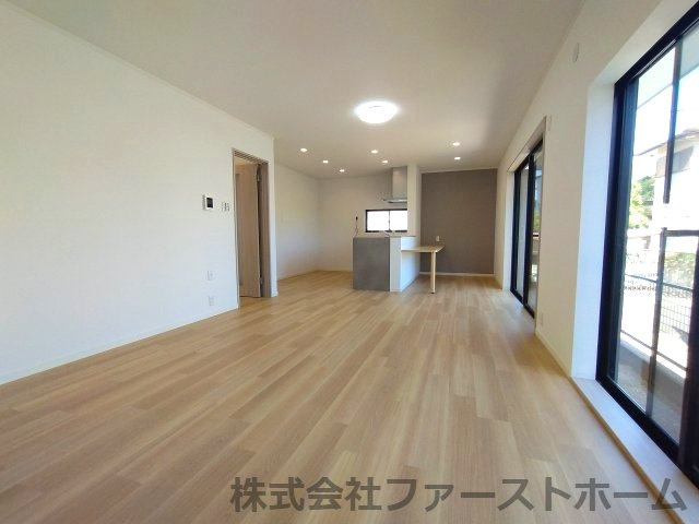 緑区砂田一丁目　売戸建