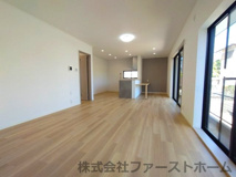 緑区砂田一丁目　売戸建の画像
