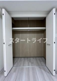 大阪市東淀川区東中島４丁目の賃貸マンションの収納