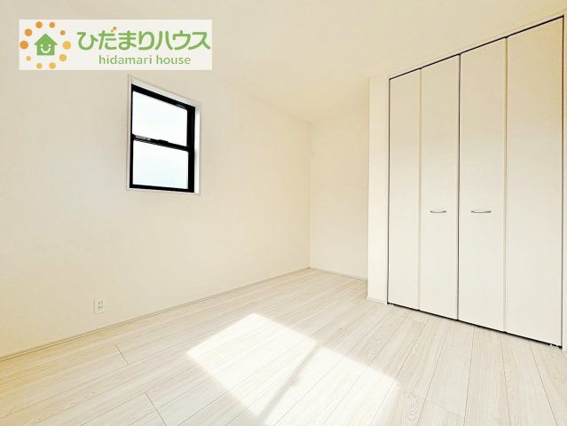 【洋室】 | 第2土浦市並木　新築戸建　3号棟 | 机にベットを置けば子供部屋の完成です！