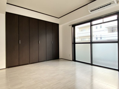 【居間・リビング】 | Good Life | 6畳の洋室になります！