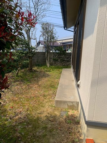 ※商談中【No.7472】緑ヶ丘3丁目/2SLDK/バリアフリーの庭|広縁から庭が楽しめます。