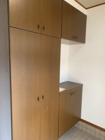 ※商談中【No.7472】緑ヶ丘3丁目/2SLDK/バリアフリーの玄関|シューズボックスが付いています