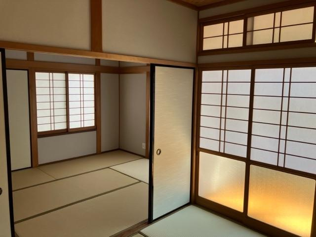 ※商談中【No.7472】緑ヶ丘3丁目/2SLDK/バリアフリーの和室|続き間として広く使えます。