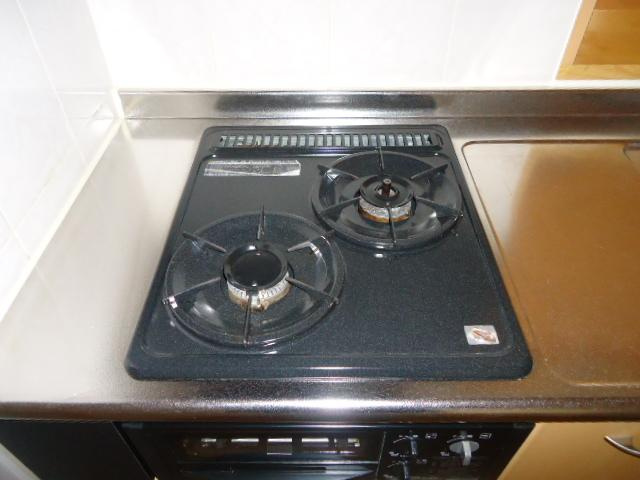 リヴェールドゥ　エスのキッチン|二口コンロ