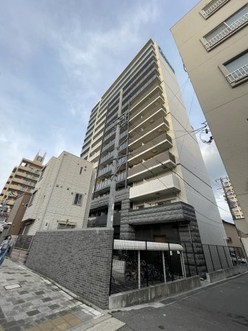 プレサンスTHE神戸の外観
