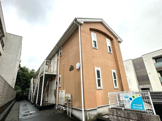 【外観】 | 小田急線「新百合ヶ丘」駅まで徒歩7分！通勤通学・お買物にも便利な立地の2階建てアパートです☆