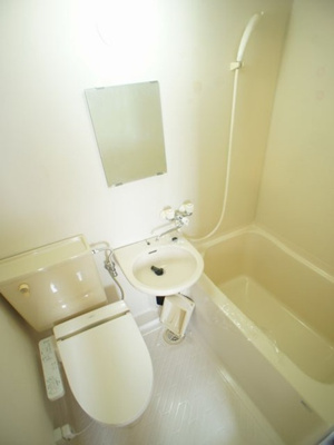 【トイレ】 | カヌマヒルズ | 洋式の水洗トイレです♪