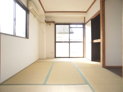 【居間・リビング】 | カヌマヒルズ | 快適に過ごせます♪