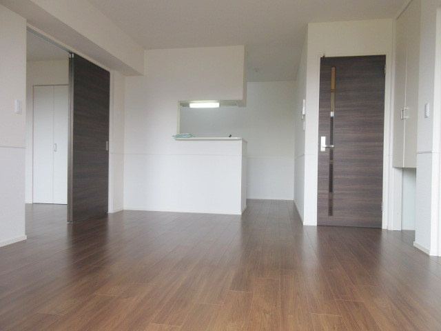 Ｅｘｃｅｌ　Ｃｏｕｒｔ　Cの居間・リビング|別号室参考写真