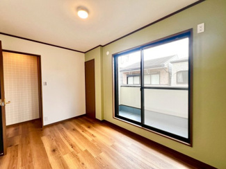 【洋室】 | 鷹合２丁目　中古一戸建 | 広々とした洋室です