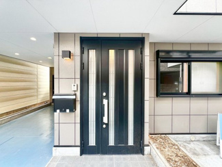 【エントランス】 | 鷹合２丁目　中古一戸建