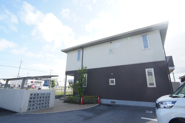 プラン・ド・エスト　Ｂ棟の外観