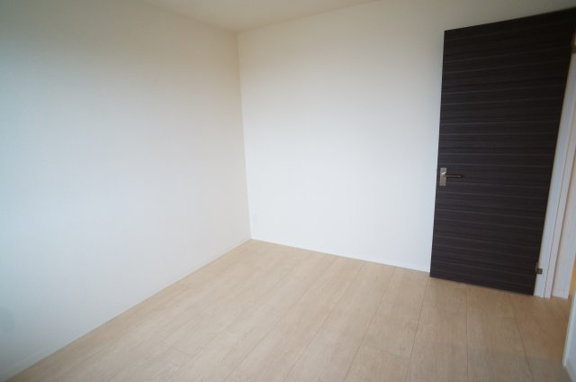 プラン・ド・エスト　Ｂ棟の洋室