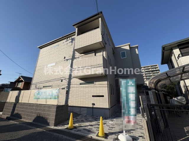 アヴニール西新町の外観