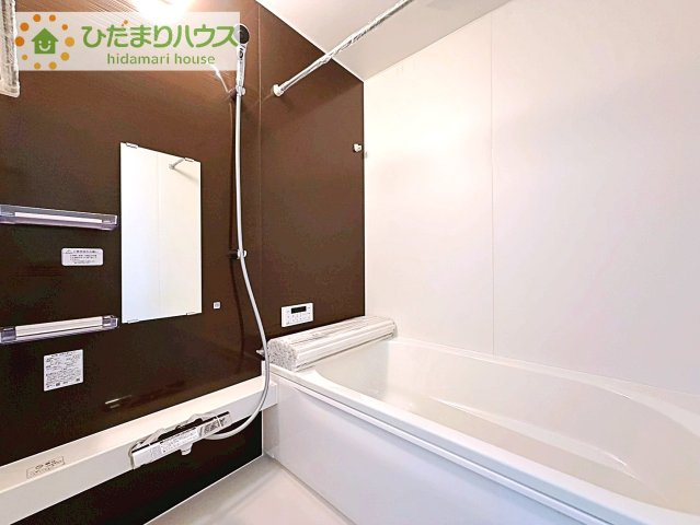 【浴室】 | 土浦市中央3期　新築戸建　2号棟 | 大人が足を伸ばしても十分な広さ！一人でゆっくりくつろぐ時間も大切です！
