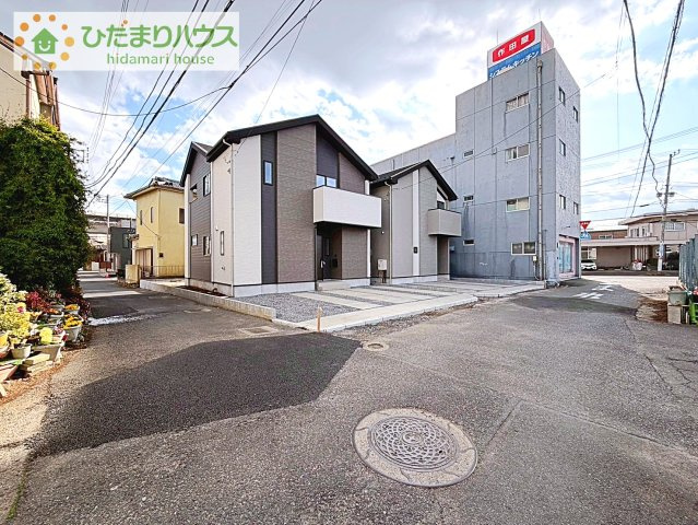 【前面道路含む現地写真】 | 土浦市中央3期　新築戸建　2号棟 | 是非一度、ご家族そろってご内覧ください♪