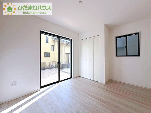 【洋室】 | 土浦市中央3期　新築戸建　2号棟 | 洋室は高い天井のゆったりとした空間を演出(^^)/