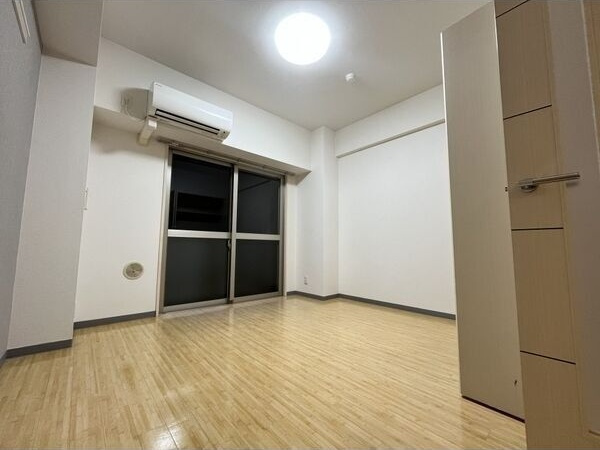 プロシード吹上の居間・リビング