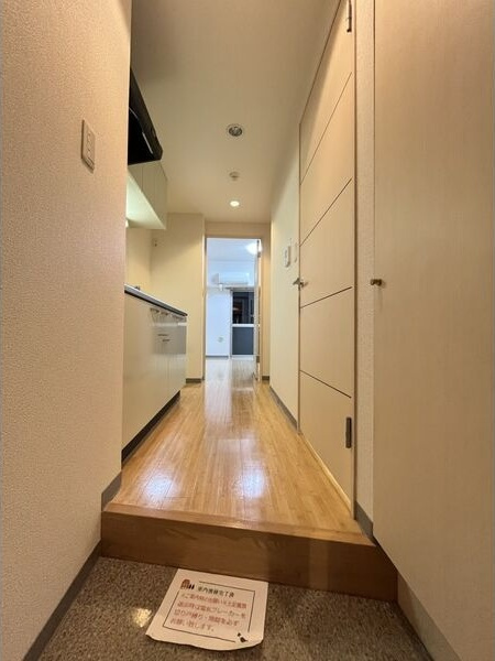 プロシード吹上の玄関