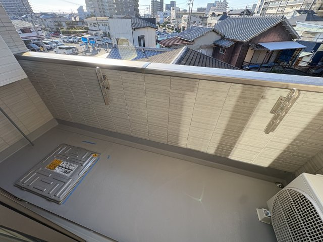 アヴニール西新町のバルコニー